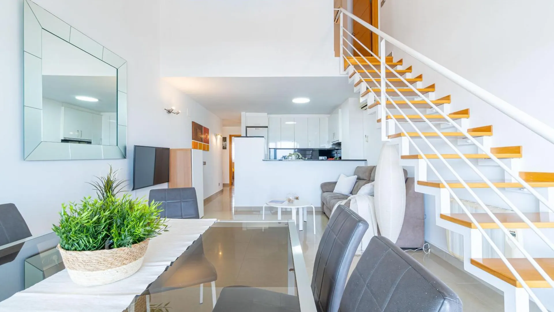 Apart-Rent Penthouse Port Grec 0160 Empuriabrava 0*,  Spanyolország