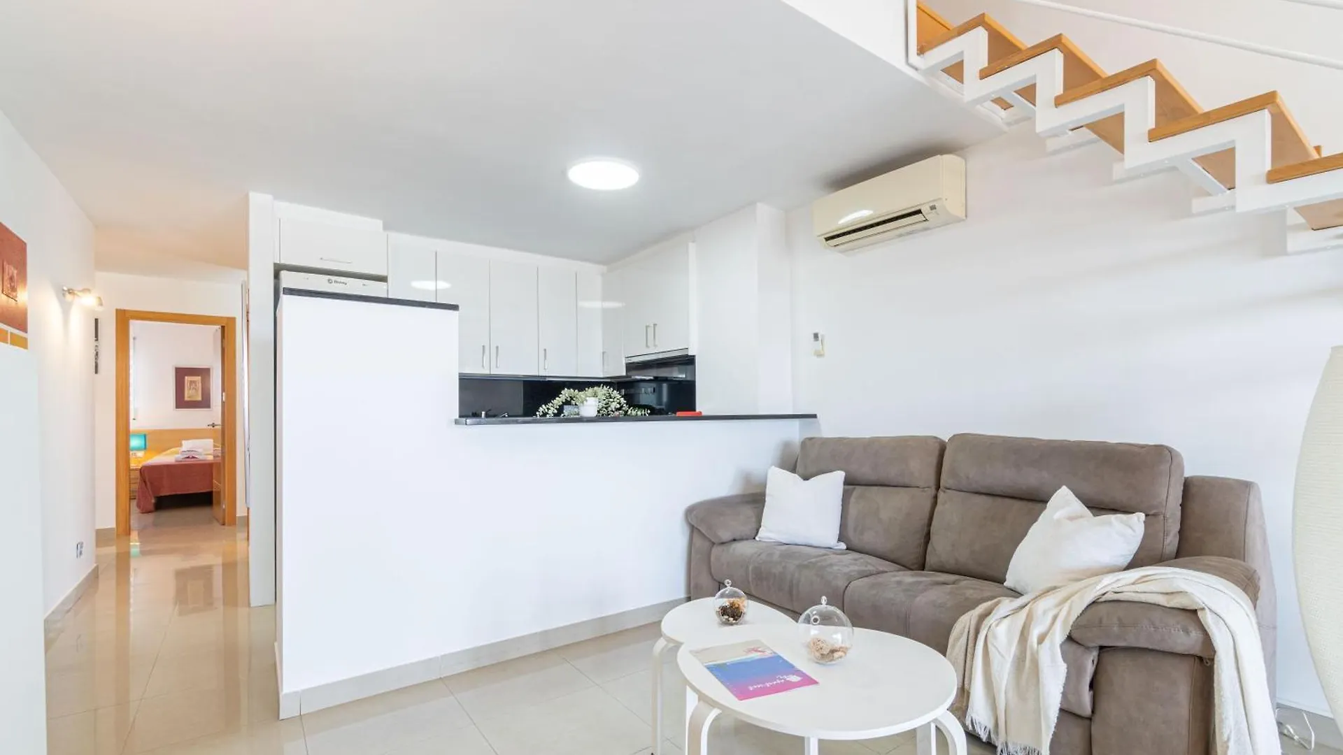 Apart-Rent Penthouse Port Grec 0160 艾姆布里亚布拉瓦 0*,  西班牙